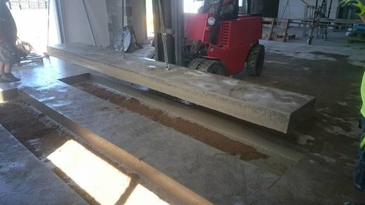 vyřezání betonové podlahy